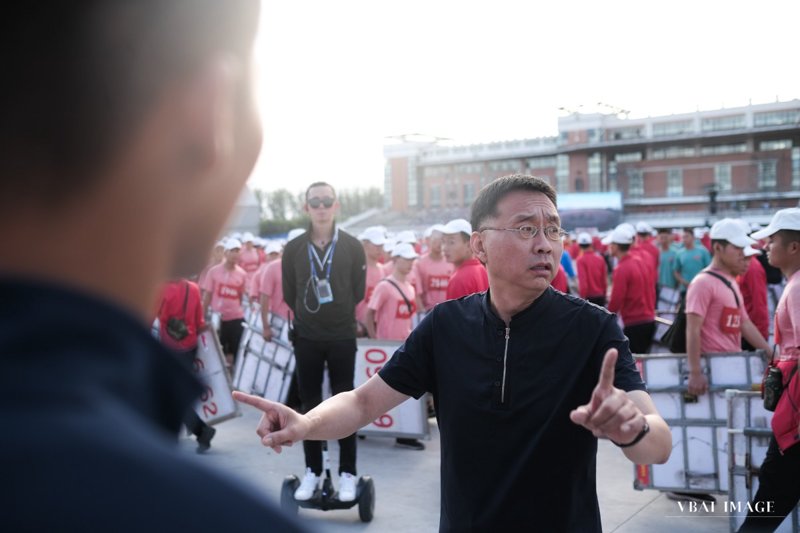 新媒体营销：概念解析与策略应用